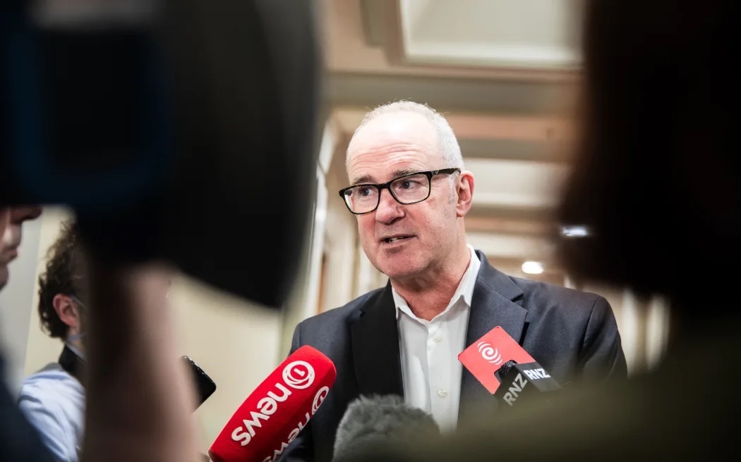 Migrant bus drivers want strict language rules for residency eased